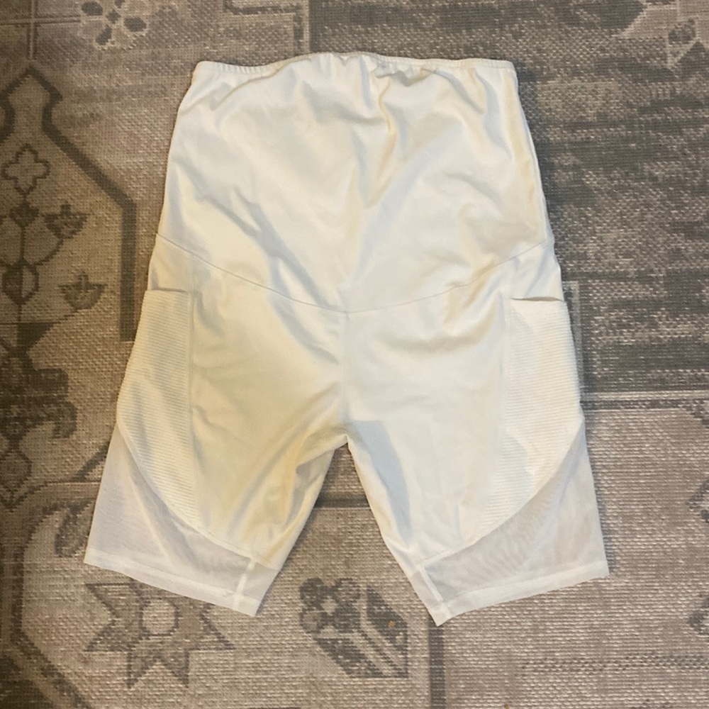 Maternity bike shorts